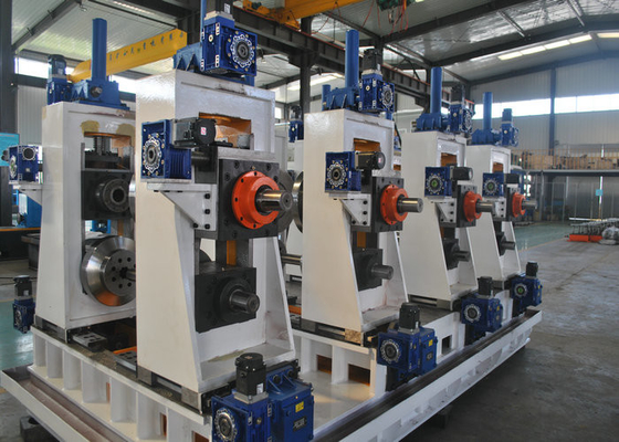 Machines de fabrication de tubes soudés manuels ou automatiques