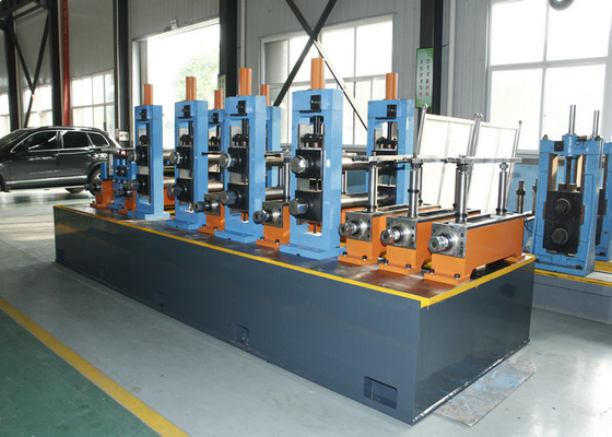 Machine automatique de fabrication de tube de tuberie de la soudure en acier ERW garantie de 1 an