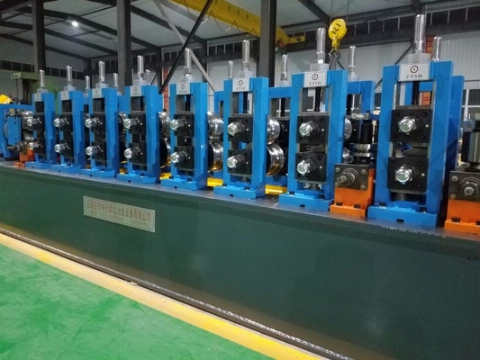 tuyau d'acier faisant la machine