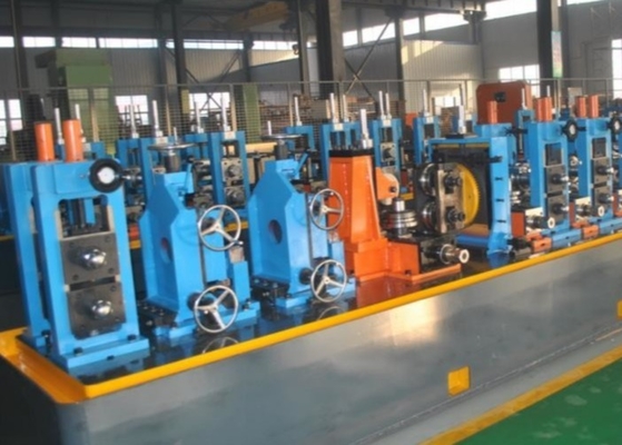 Machine de fabrication de tuyaux soudés à haute fréquence 120 M/min
