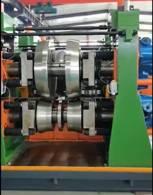 Équipement automatique pour le moulage des tubes à grande vitesse pour les tubes carrés