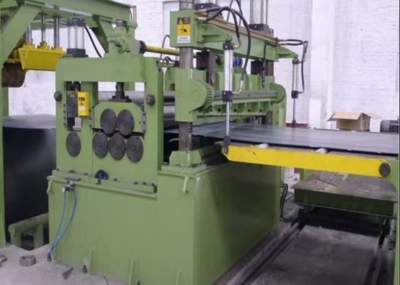 Machine à découper en acier au carbone CNC de 1600 × 6 mm 50 m/min Machine à découper en acier