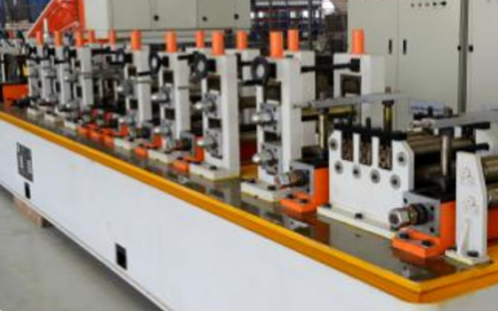 Machines à souder des tubes à haute fréquence automatiques