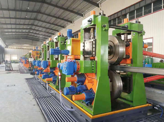 Machine de fabrication de tuyaux de soudage à haute fréquence pour usine de tubes carrés 100x100-200x200