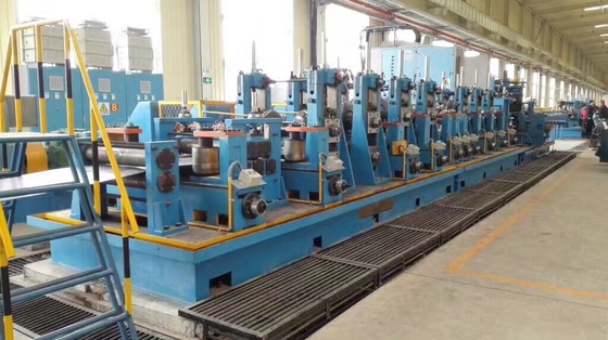 Ligne de production de tubes industriels galvanisés 70m / min Vitesse de fonctionnement