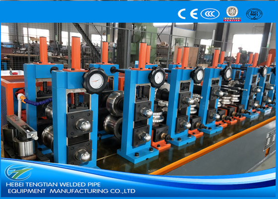 Réglage de la ligne de production de la machine de broyeur de tuyaux ERW Économie d'énergie Couleur bleue HG32