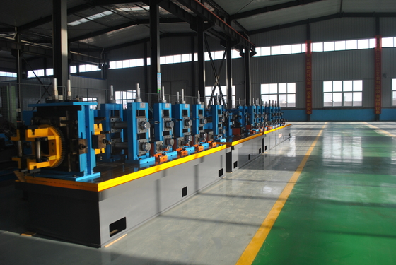Ligne de production de tuyaux en acier ERW entièrement automatique formant directement le diamètre du tuyau de 63 mm