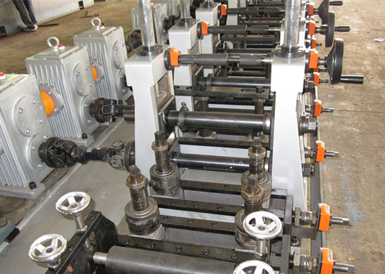 Machine de fabrication de tuyaux en acier inoxydable réglable de grande taille pour un diamètre de 50 mm