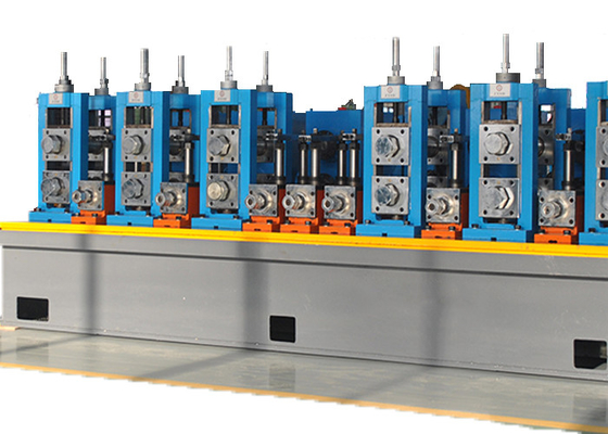 Machine de moulage de tubes à haute efficacité PLC