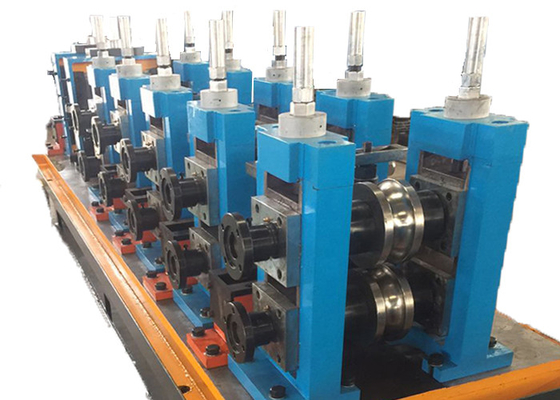 Machine de moulage de tubes à haute efficacité PLC