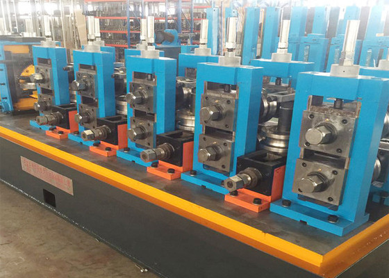 Machine de moulage de tubes à haute efficacité PLC