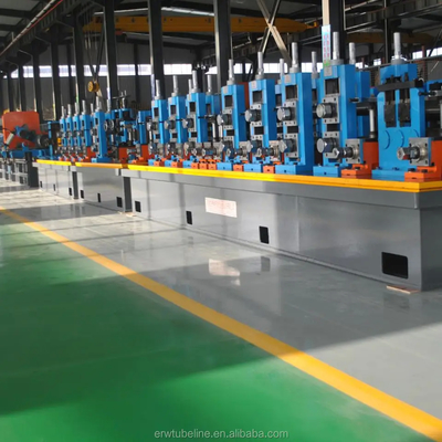Fabrication automatique de tubes en acier au carbone avec une vitesse de formage de 20 à 80 m/min