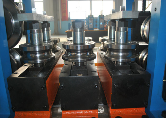 Machine de broyage de tubes en acier au carbone HG76 pour tuyaux soudés à haute fréquence à couture droite