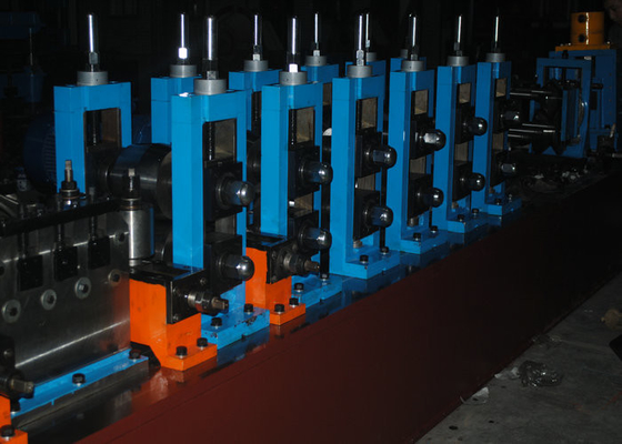 SS ERW Hf ligne de soudage de tubes / machine de fabrication de tuyaux matériaux en acier à faible teneur en carbone