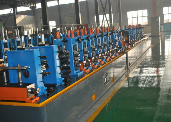 Ligne de soudage de tubes en acier au carbone, machine de fabrication de tubes en acier largeur 280 ~ 700 mm