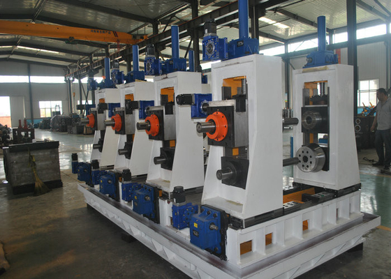 Ligne de production de tubes soudés en acier au carbone à haute fréquence