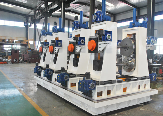 Servo machine de fabrication de tubes à réglage automatique