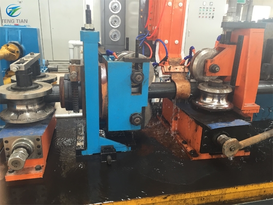 Machine de moulage de tubes à haute fréquence Machine de formage de bobines laminées à chaud 114 mm pour tuyaux ronds