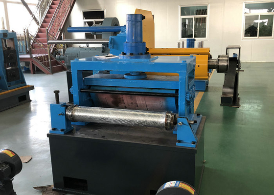 Machine à découper des bandes d' acier, machine à découper des feuilles de métal Machine à découper des bobines d' acier en vente