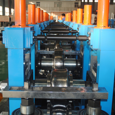 Puissante machine d'usinage à commande numérique pour tube d'acier 6m/min
