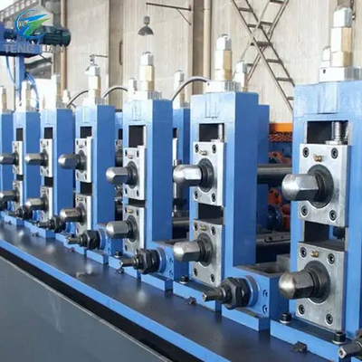Machine de fabrication de tubes à rouleaux Cr12 d'une longueur de 12 M et d'une dureté HRC58-62