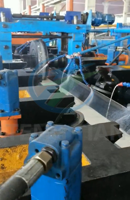 Machine de fabrication de tuyaux en acier à réglage automatique 4-12 mm épaisseur de paroi