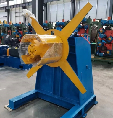Machine de soudage automatique à froid de 300 kW pour tuyaux ronds