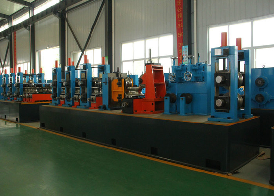 Pipe de test hydrostatique pour machine de fabrication de tuyaux en acier