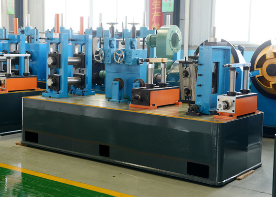 Machine de fabrication de tubes à grande vitesse pour tubes de meubles en carbone BV ISO