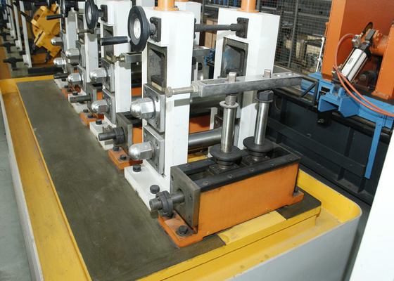 machine de fabrication de tuyaux soudés à haute fréquence pour tuyaux ronds et carrés