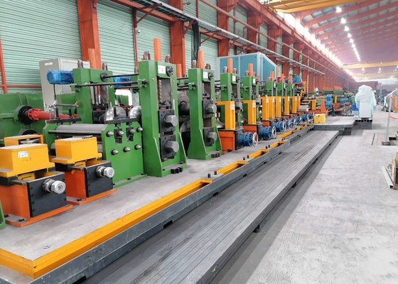 Épaisseur 2-9 mm ligne de production de tuyaux en acier soudés à haute fréquence haute précision