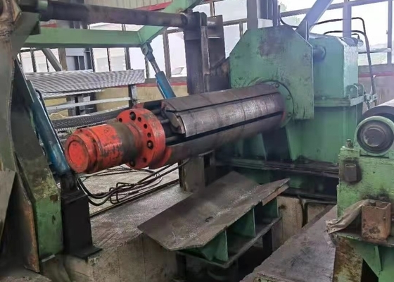 CE Largeur maximale 1600 mm Machines de découpe d'acier Épaisseur maximale 5 mm
