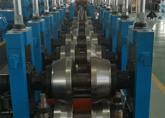 Fabrication de tubes soudés à haute fréquence pour former directement des tubes carrés en acier galvanisé