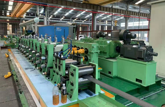 Tuyau soudé par couleur verte faisant la machine pour la vitesse ronde de tuyau 100m/Min