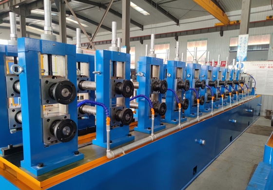 114.0 mm Machine de fabrication de tuyaux carrés Vitesse maximale de formage 60 m/min