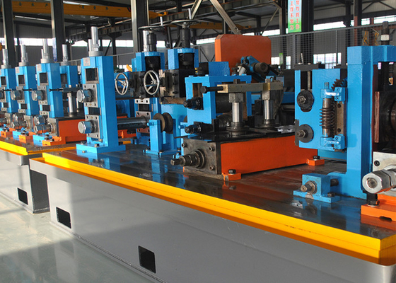 Machine de moulage de tubes à haute efficacité PLC