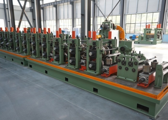 Machine d'essai hydrostatique de tuyaux API 5L pour tubes en acier 50-2400mm