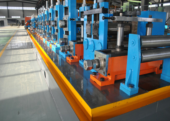 Tuyau à haute fréquence de soudure faisant la chaîne de production de machine et de tuyau d'acier d'ERW