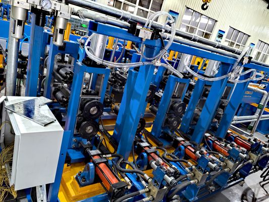 Tuyau d'acier à haute fréquence de haute précision faisant la machine