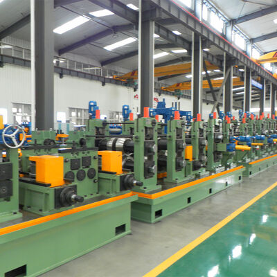 Machine de fabrication de tuyaux ERW avec moteur et PLC 45kw Puissance pour la ligne de production de tuyaux d'acier au carbone 60-140mm machine de fabrication de tubes de tuyaux ronds