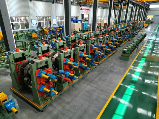 tube de moulin à tuyaux ERW de carbone de 4mm faisant la machine 70 M minute