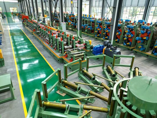 Ligne de fabrication de tubes ERW 273mm avec accumulateur horizontal