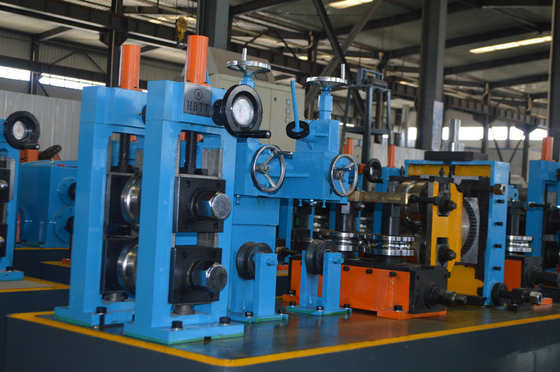 Tube automatique de la tuberie de la soudure ERW HG32 formant la puissance de la machine 300kw